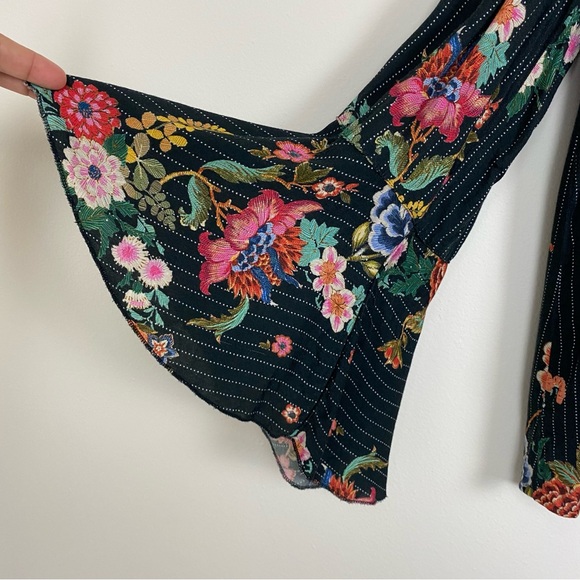 Johnny Was 🌺 Worksh "Spanish Steps"  Floral Blouse M - Picture 5 of 12